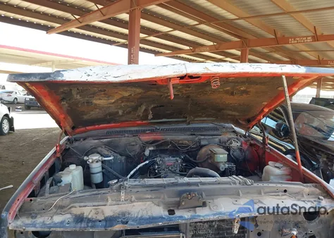 1986 Chevrolet K10 из США, поврежденный, VIN 1GCEK14H7GS151860